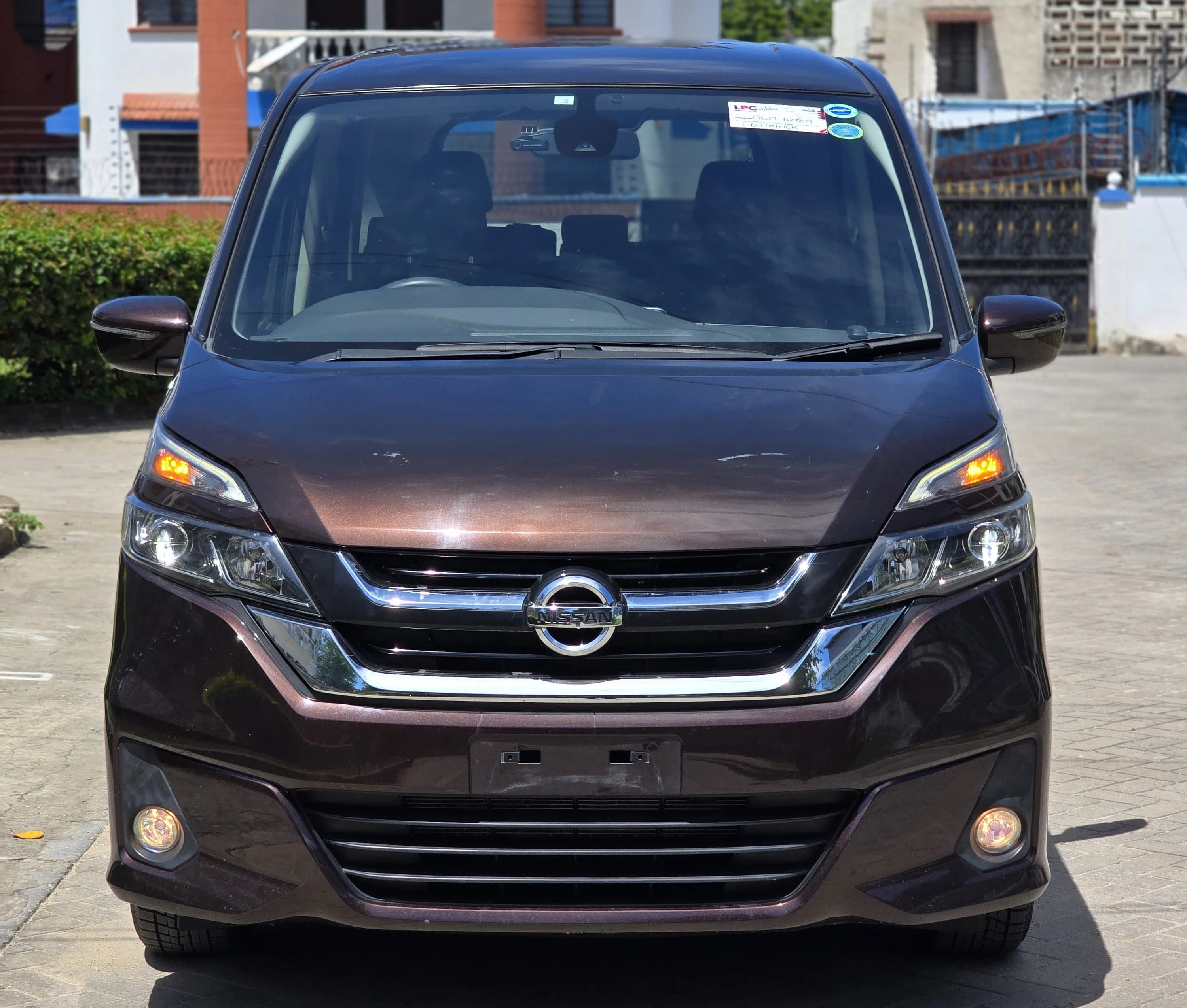 Nissan Sereena 2018 front